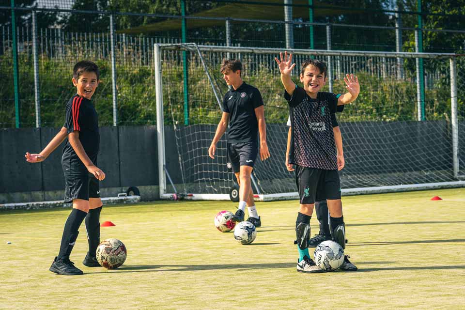 Year 4, 5 and 6 Football Coaching Sessions