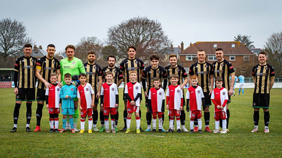 Mascots Poole Town FC v Beaconsfield
